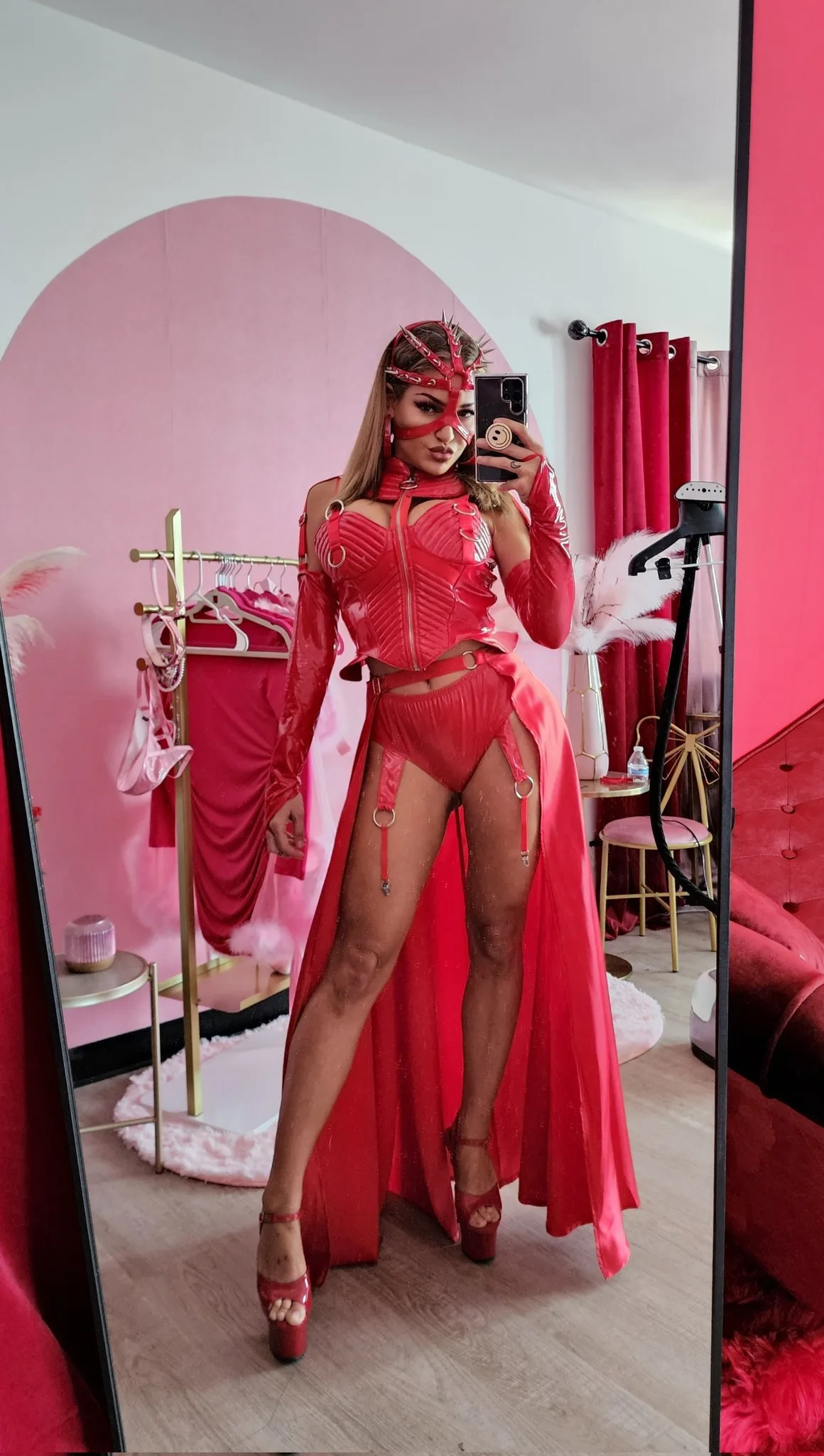 Nicole - Escort Prague